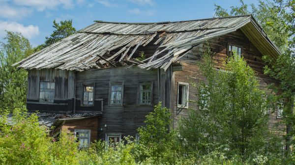 Cottage Demolition in Plainfield
